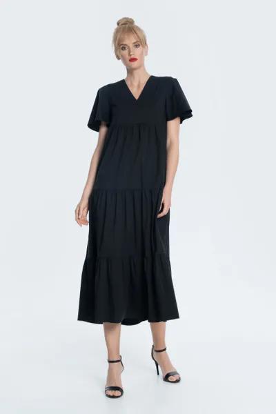 Cotton dress for urban life and leisure, made of comfortable, soft cotton with elastane. The flat, deflated sleeve is decorated with a lapel. A loose-fitting dress with a flared skirt with ruffles on a small gather. Fold-over shirt collar and buttone