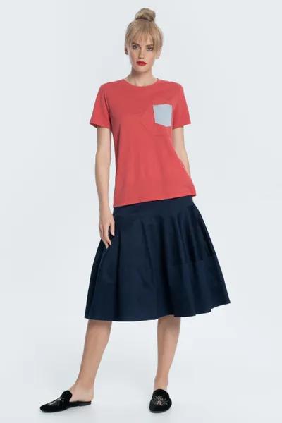 Thick cotton skirt with a comfortable elasticated belt with a wide yoke and an original geometric cut of arched flounces.